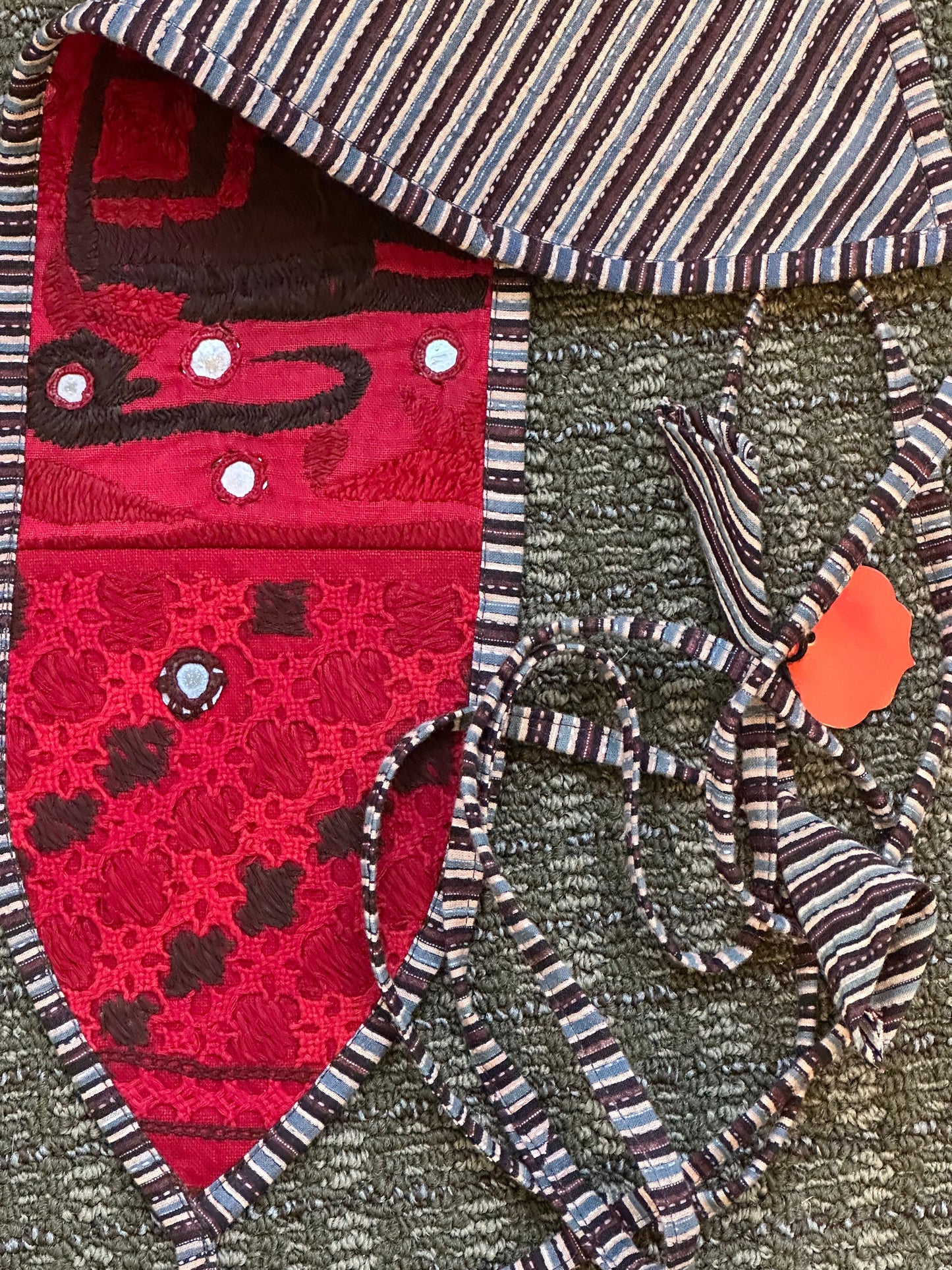 EMBROIDERED CUMMERBUNDS
