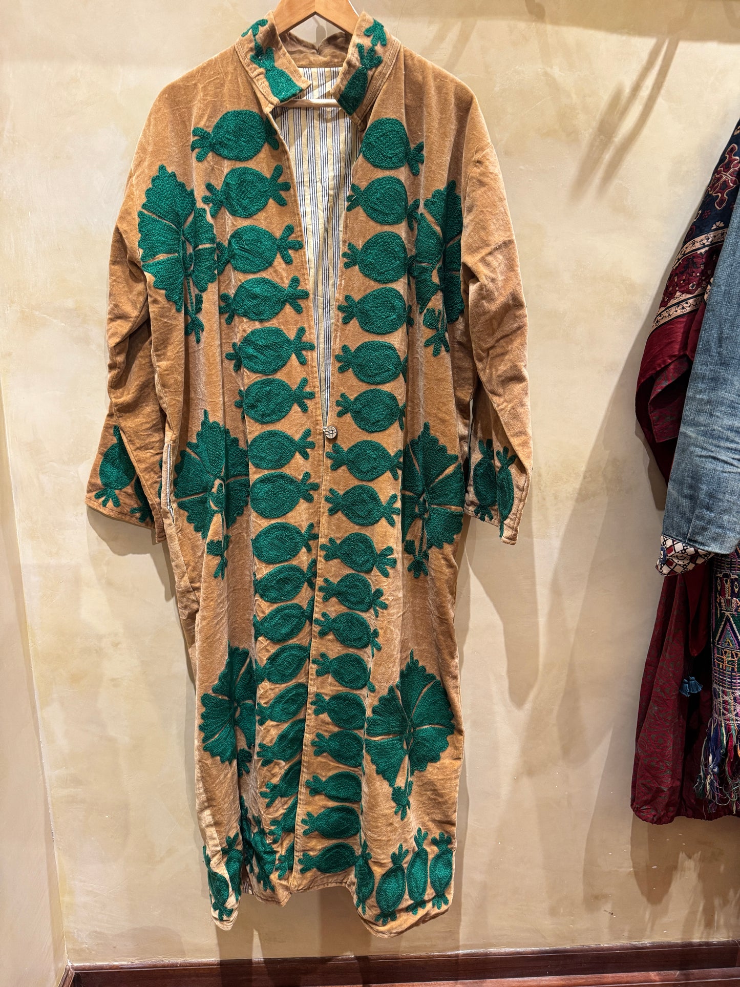 VELVET ODESSA COAT