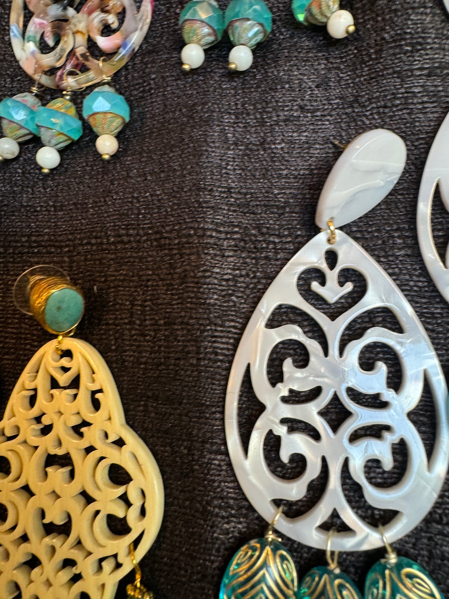 IVORY RESIN CHANDELIER EARRINGS