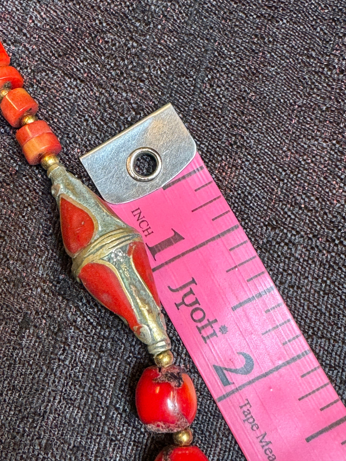 CORAL FOR QUEENS NECKLACES