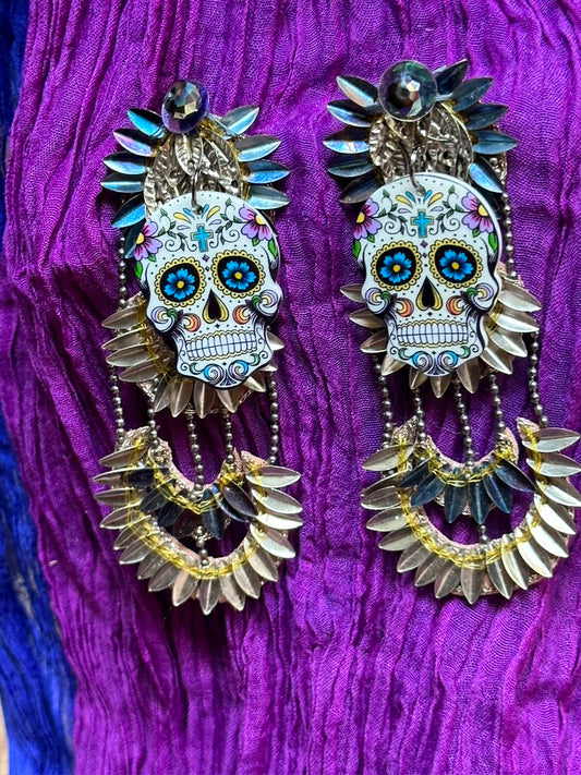 SKULLS & SCALES EARRINGS