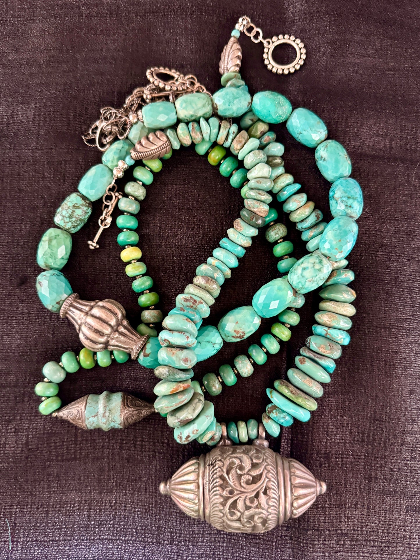 TURQUOISE & TAWIZ TREASURE TROVE
