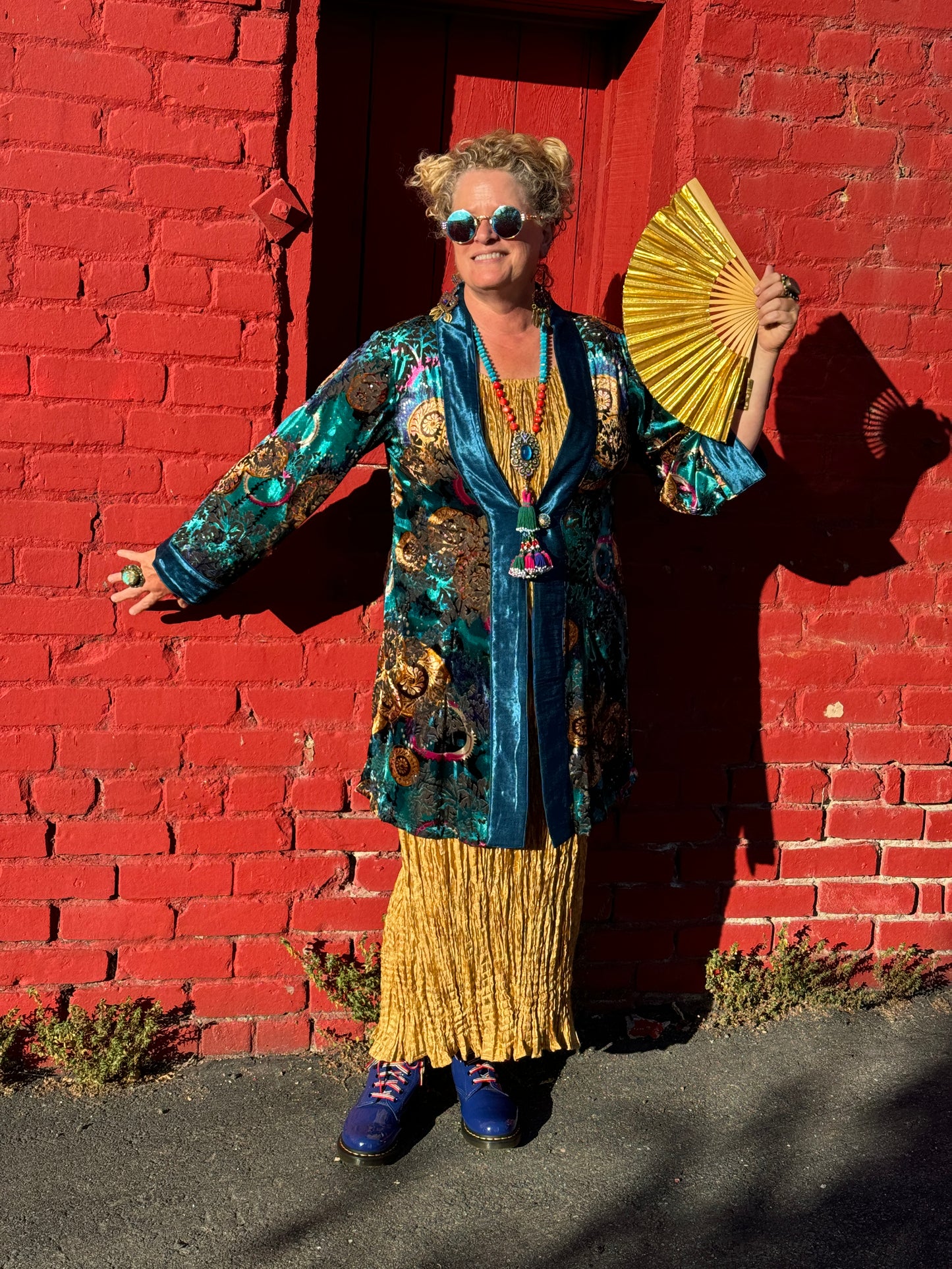 BLUE VELVET BUTTON KIMONO