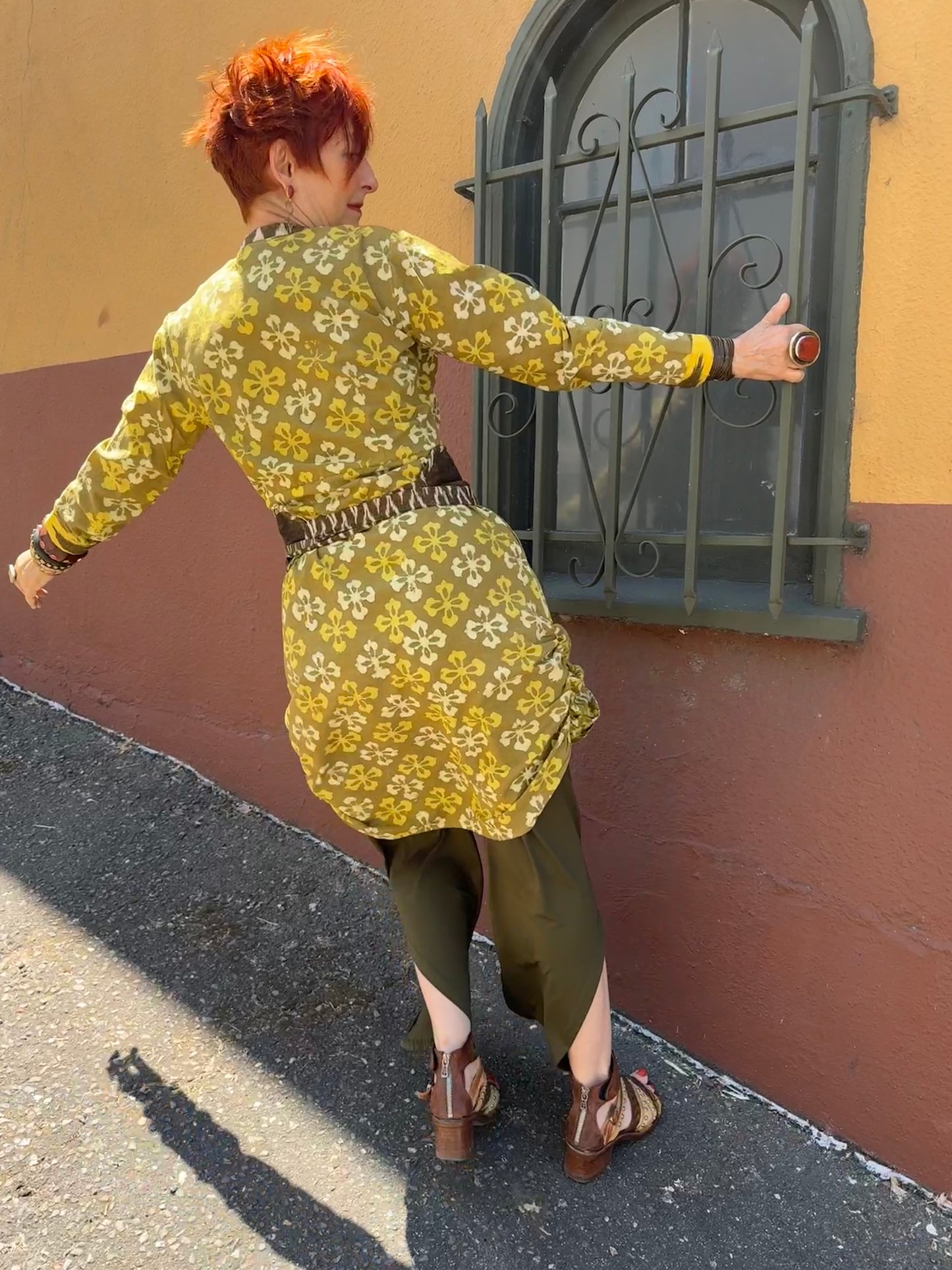 KETANJI COAT OLIVE BATIK