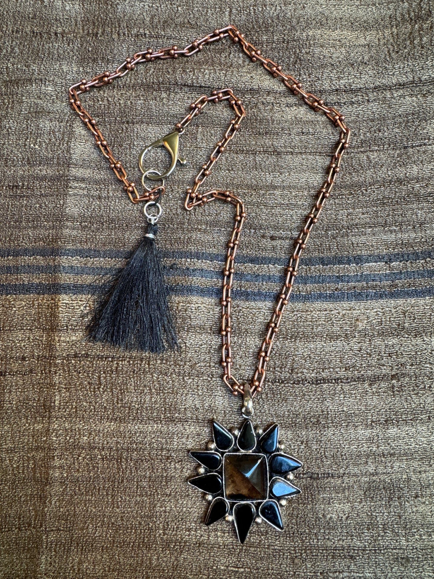 STAR POWER NECKLACE