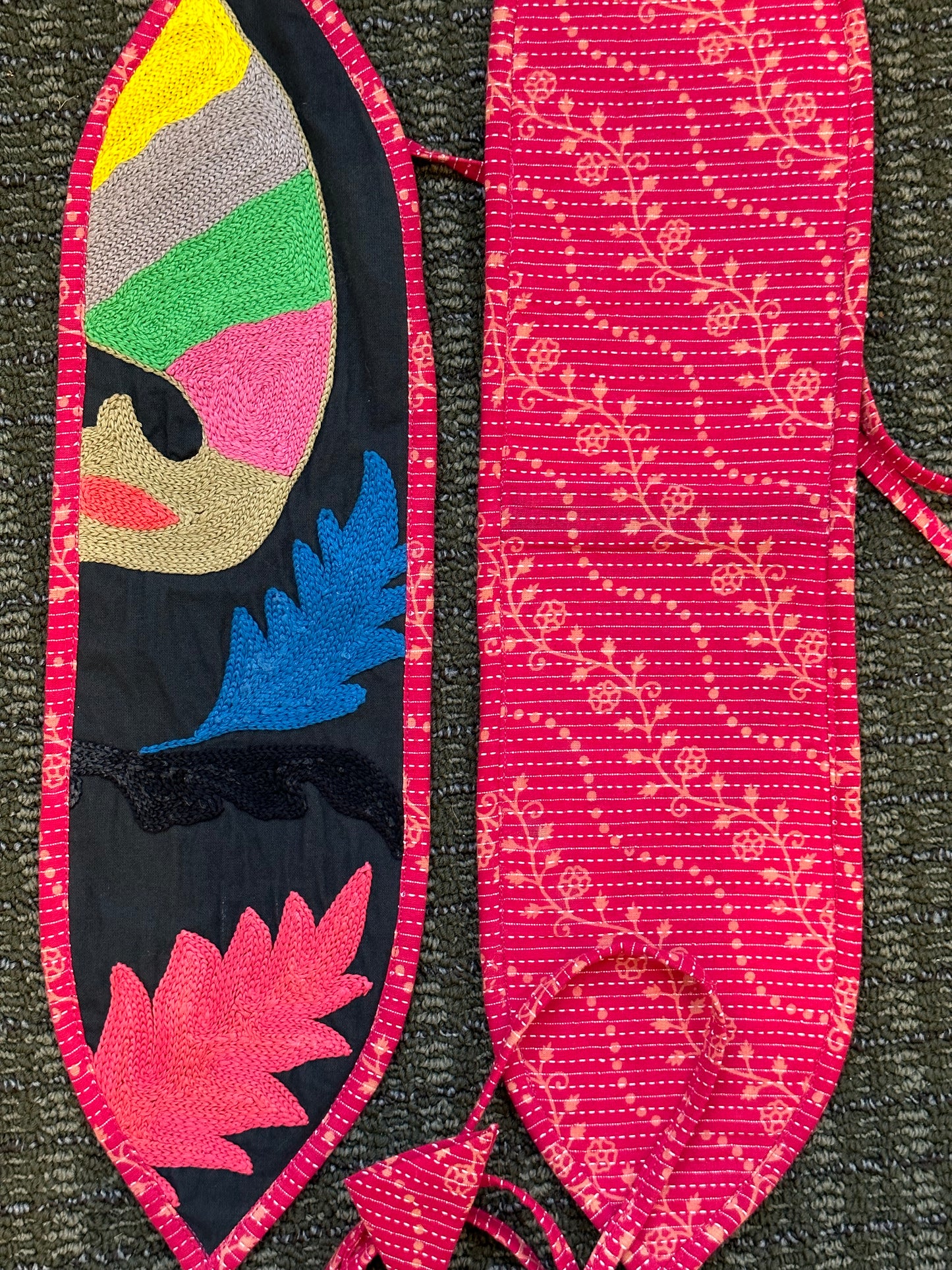 EMBROIDERED CUMMERBUNDS