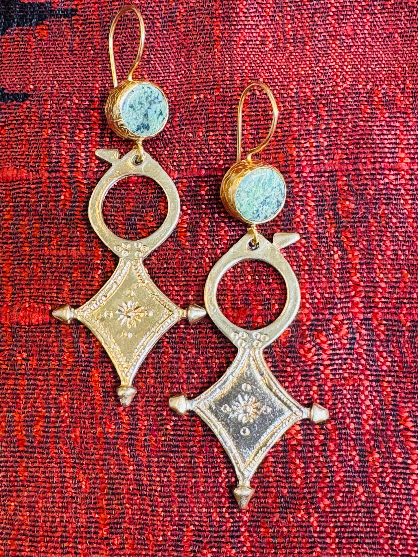 TRIBAL IN GOLD EARRINGS