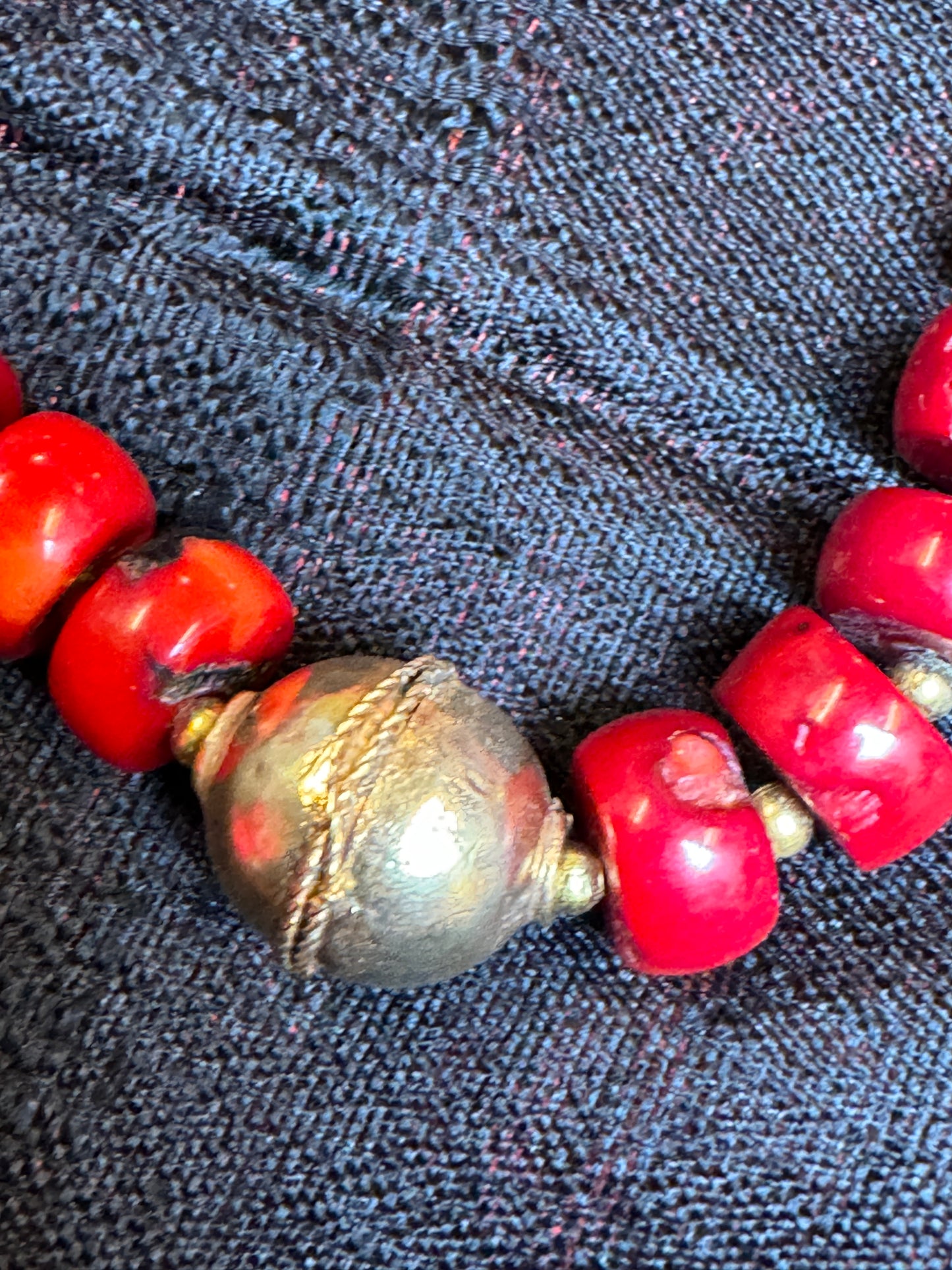 CORAL FOR QUEENS NECKLACES