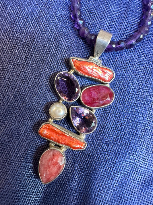 CAIRN MOSAIC NECKLACE