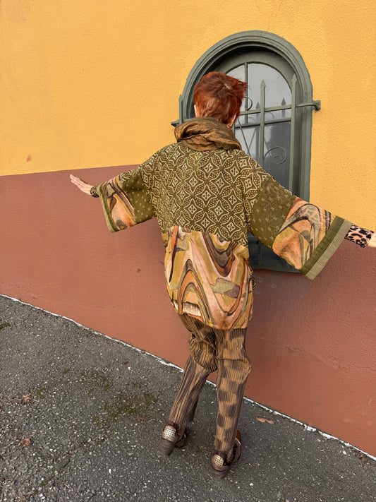 BANDHANI MOSS & MARBLE SHORT RUBY KIMONOS