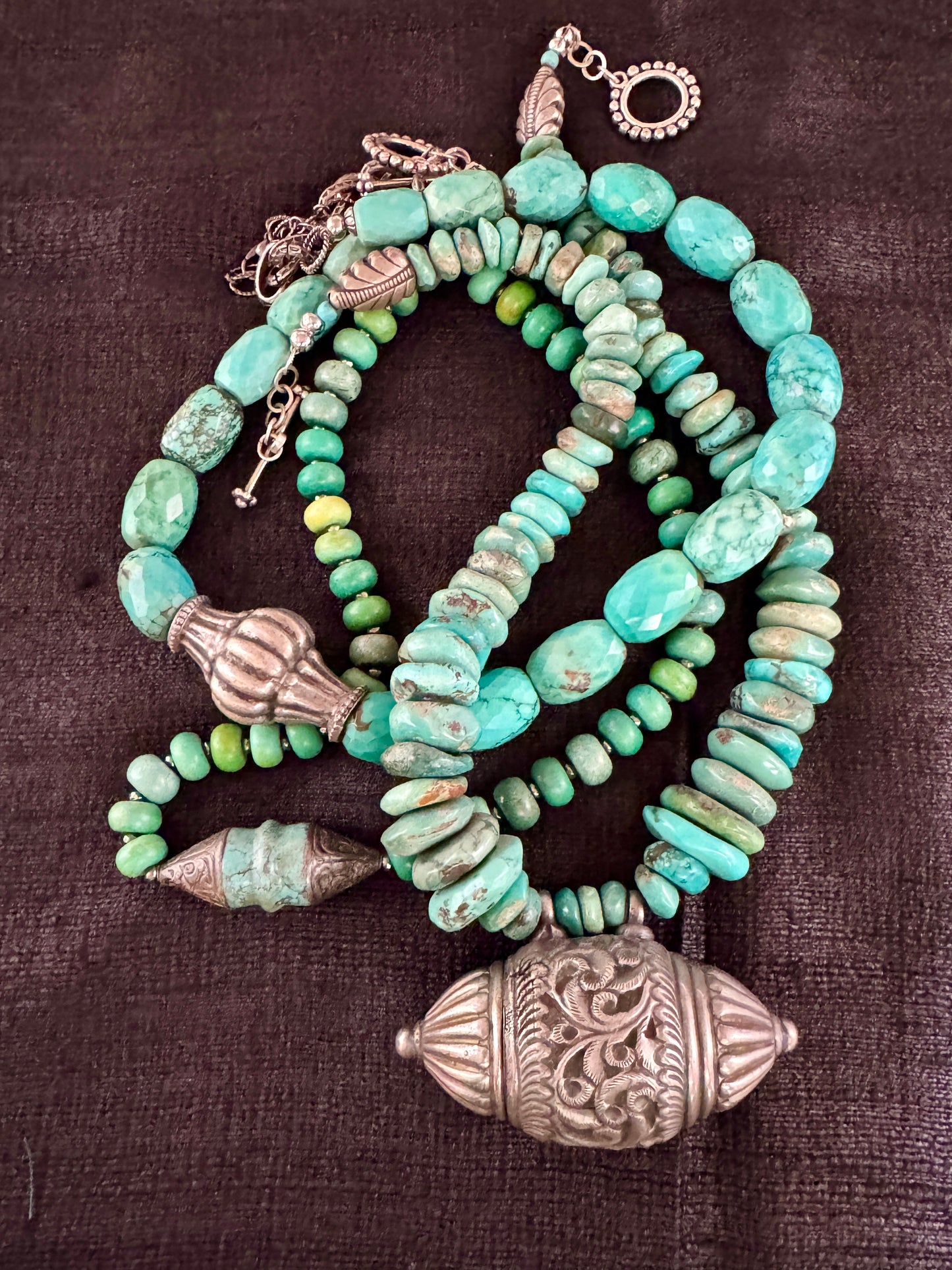 TURQUOISE & TAWIZ TREASURE TROVE