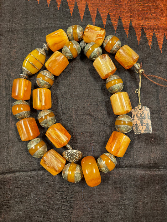AMBER MAMMOTH NECKLACE