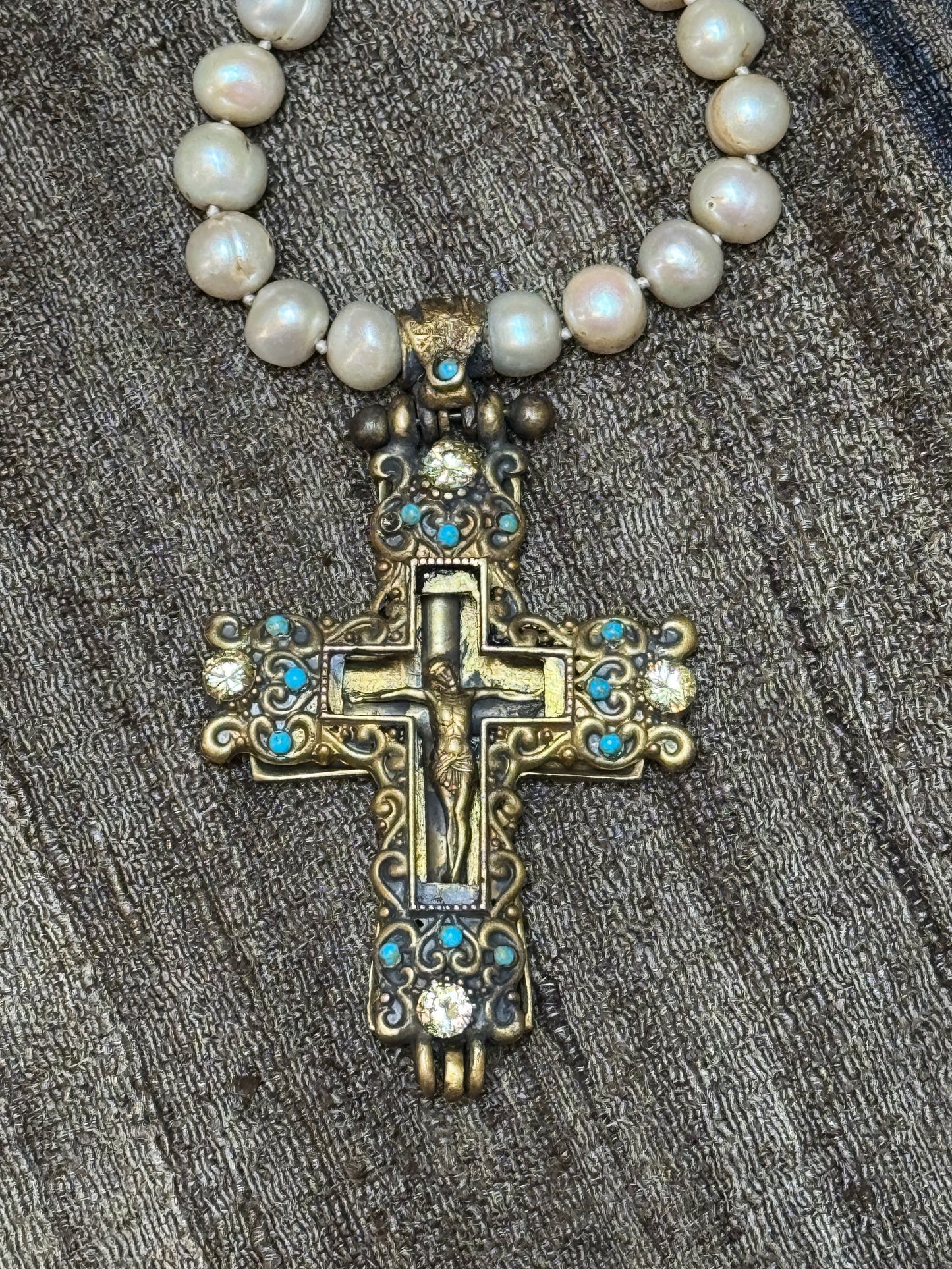 CRUSTY CRUCIFIX PEARL NECKLACES