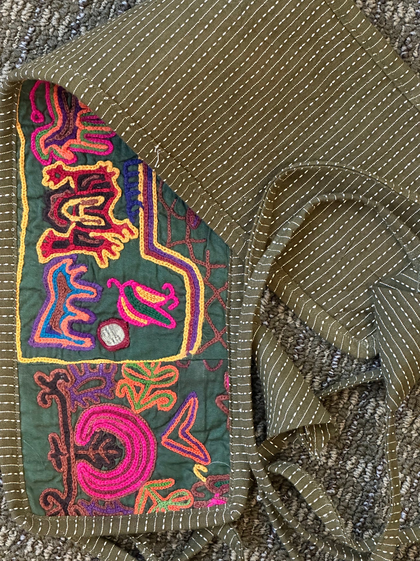 EMBROIDERED CUMMERBUNDS