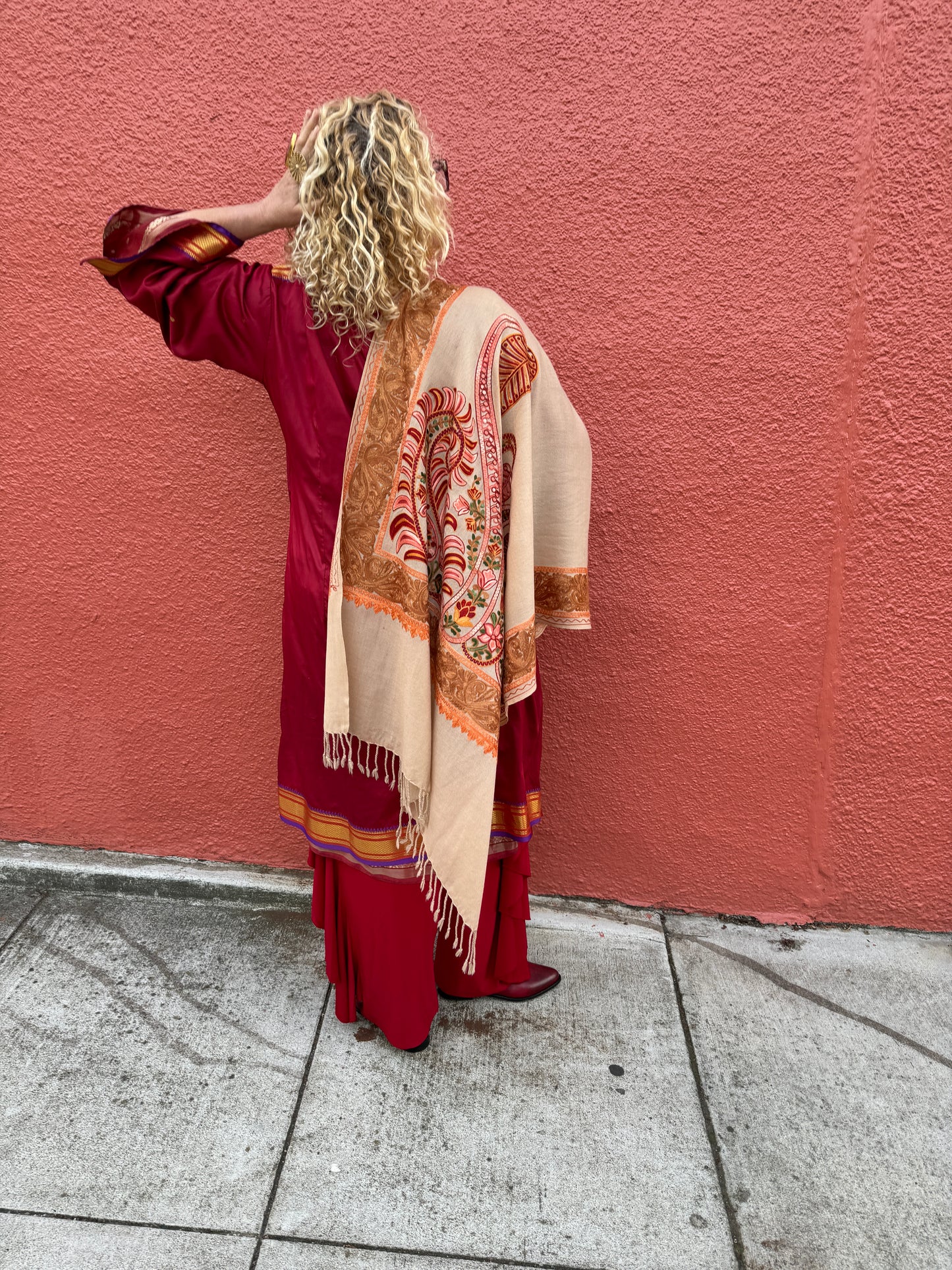 GOLDEN SPRING PAISLEY SHAWL