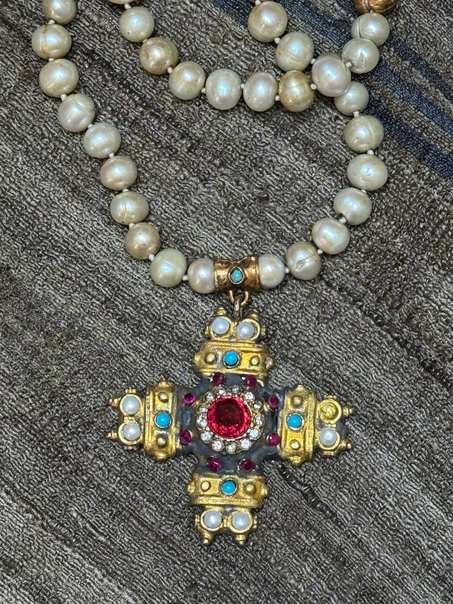 CRUSTY CRUCIFIX PEARL NECKLACES