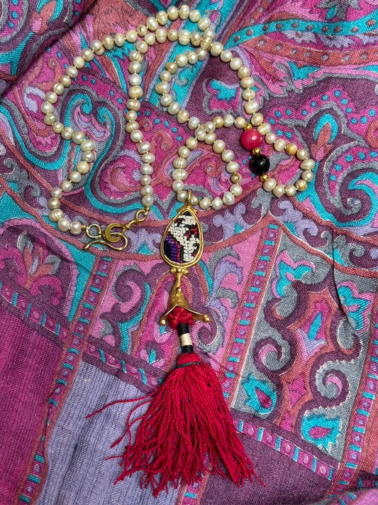 UZBEK CHARM PEARL NECKLACE
