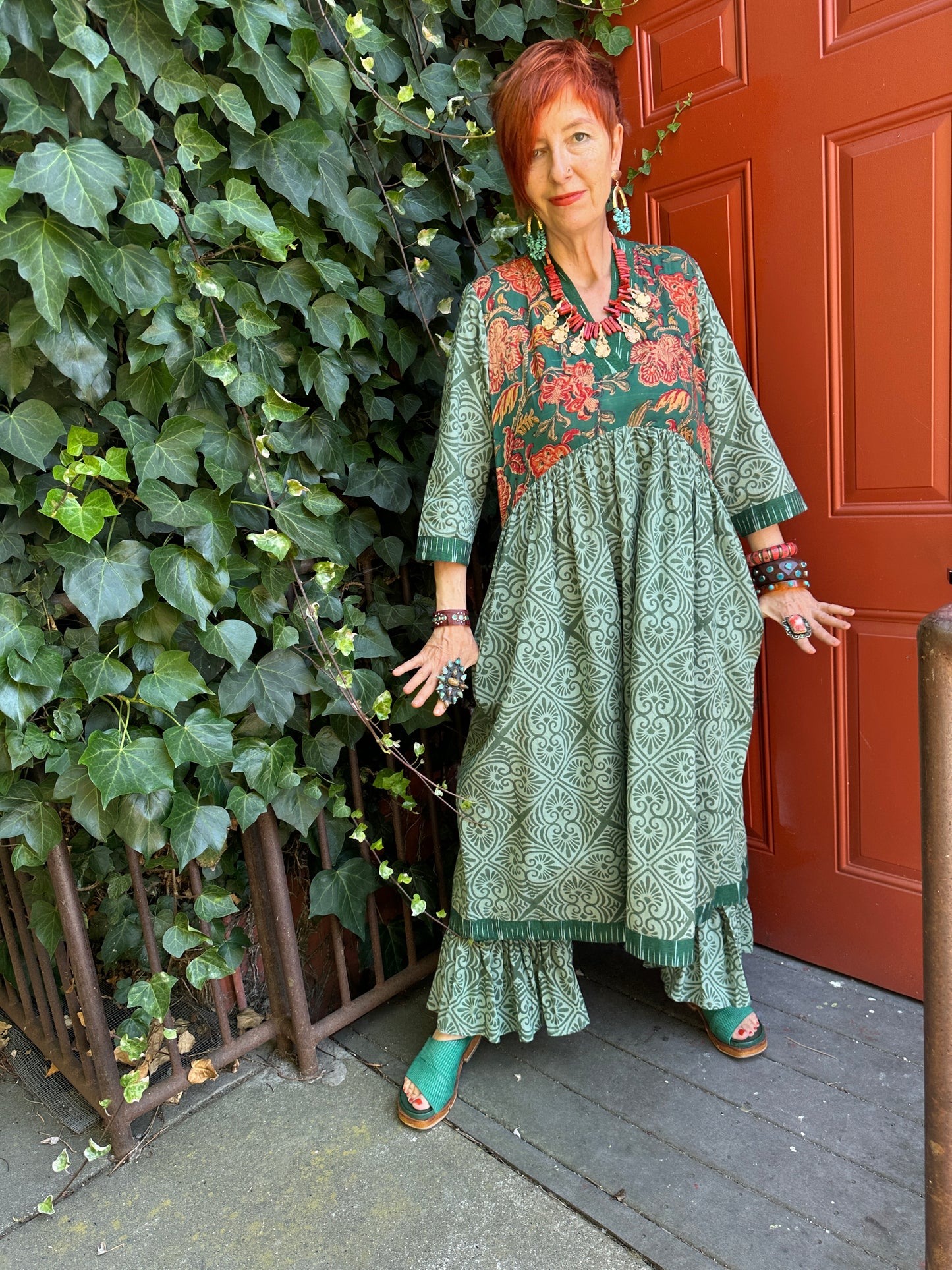 JUNGLE FLOWER TUNIC DRESS