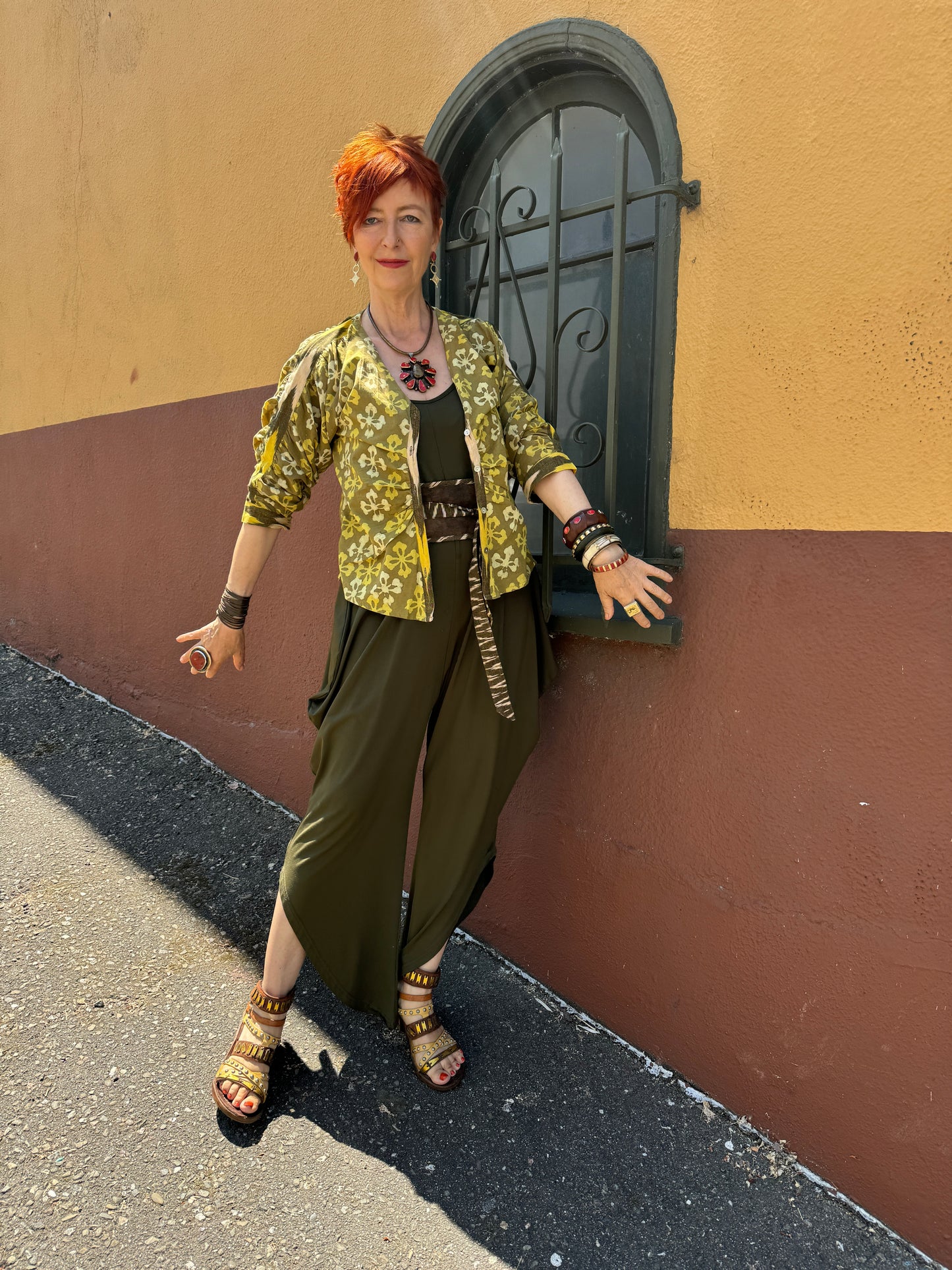 KAGAN BLOUSE OLIVE BATIK