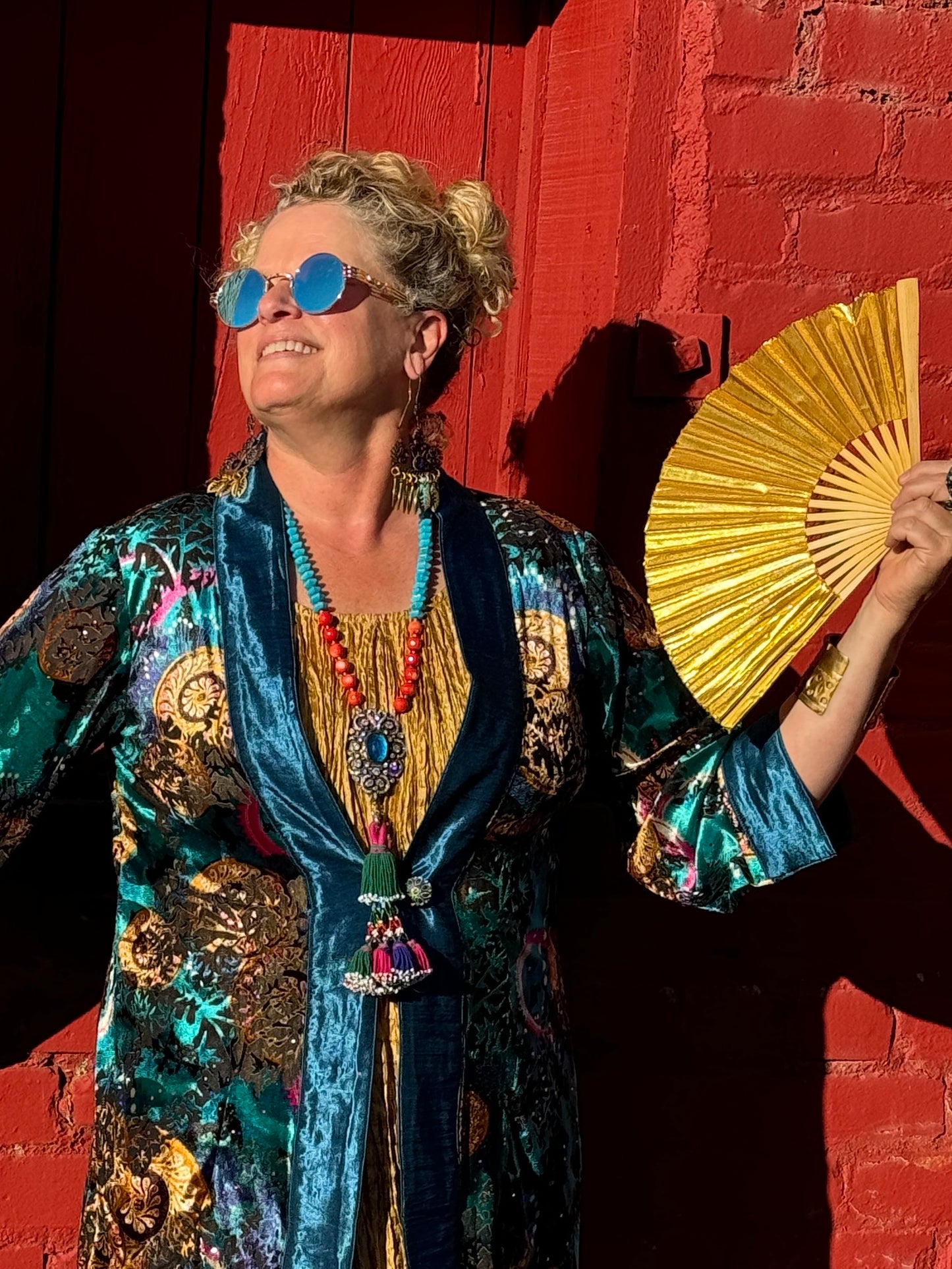 BLUE VELVET BUTTON KIMONO