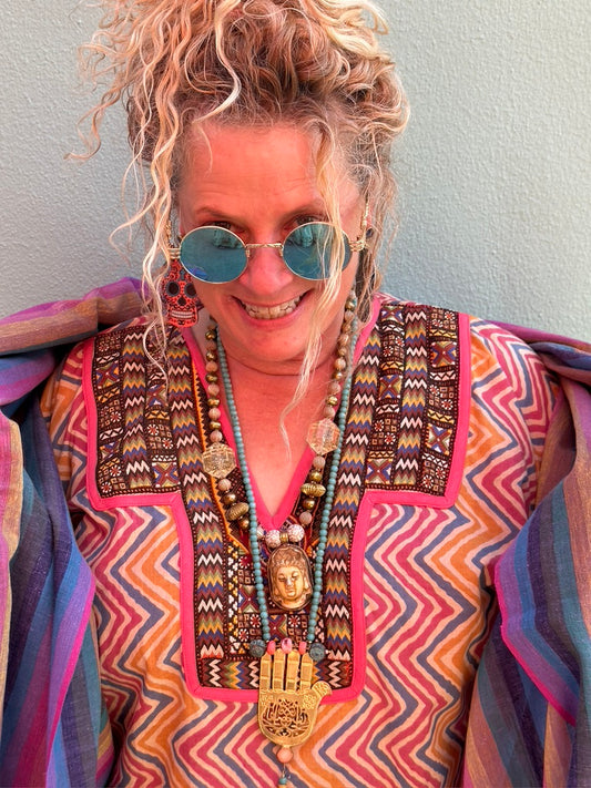 HAMSA OF GOLD: CORAL & TURQUOISE NECKLACE