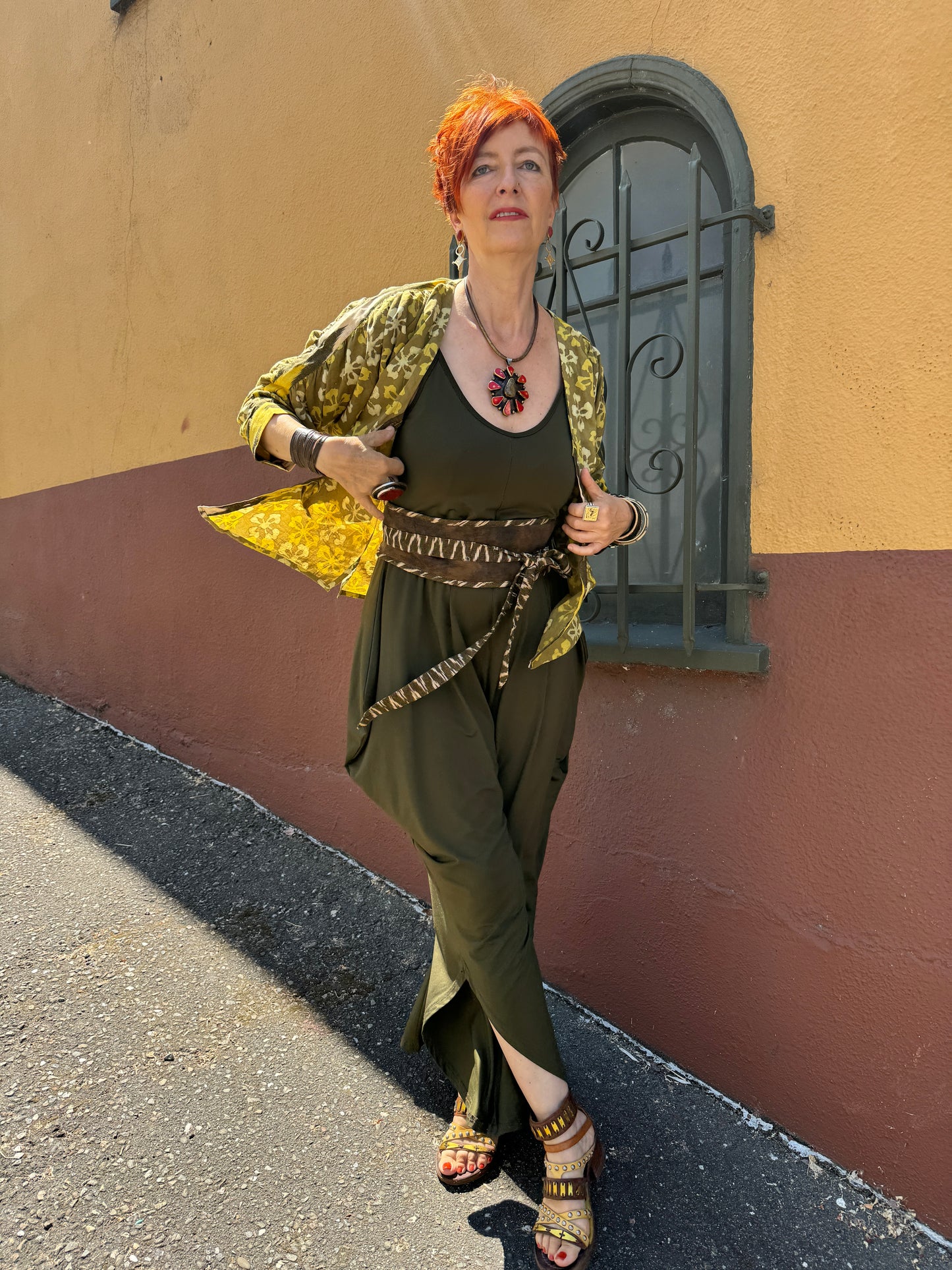 KAGAN BLOUSE OLIVE BATIK