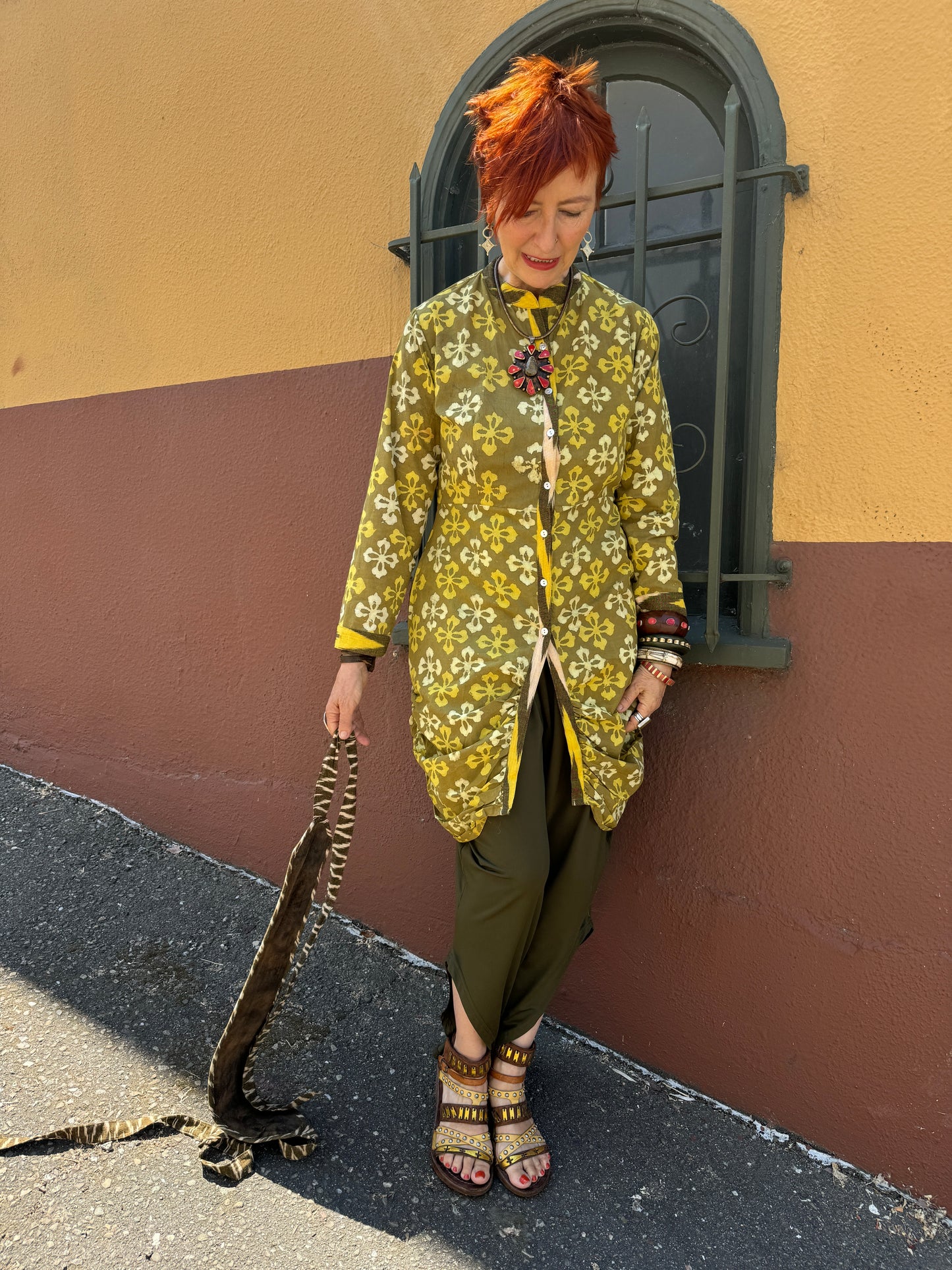 KETANJI COAT OLIVE BATIK