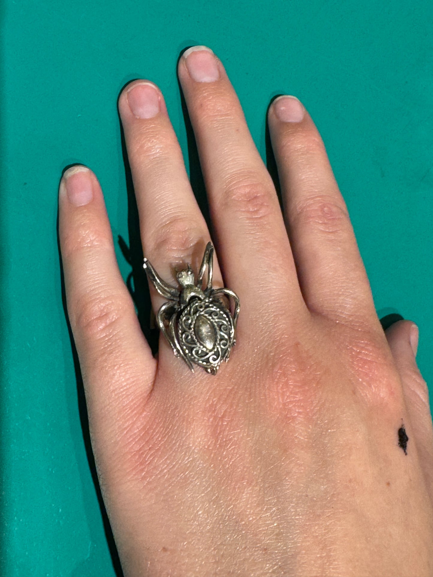 STERLING SILVER SPIDER POISON RING