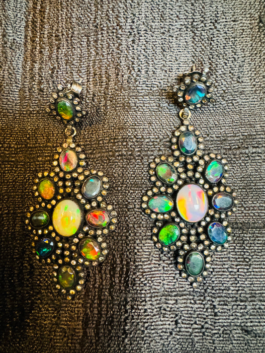 EXQUISITE OPAL & DIAMOND EARRINGS