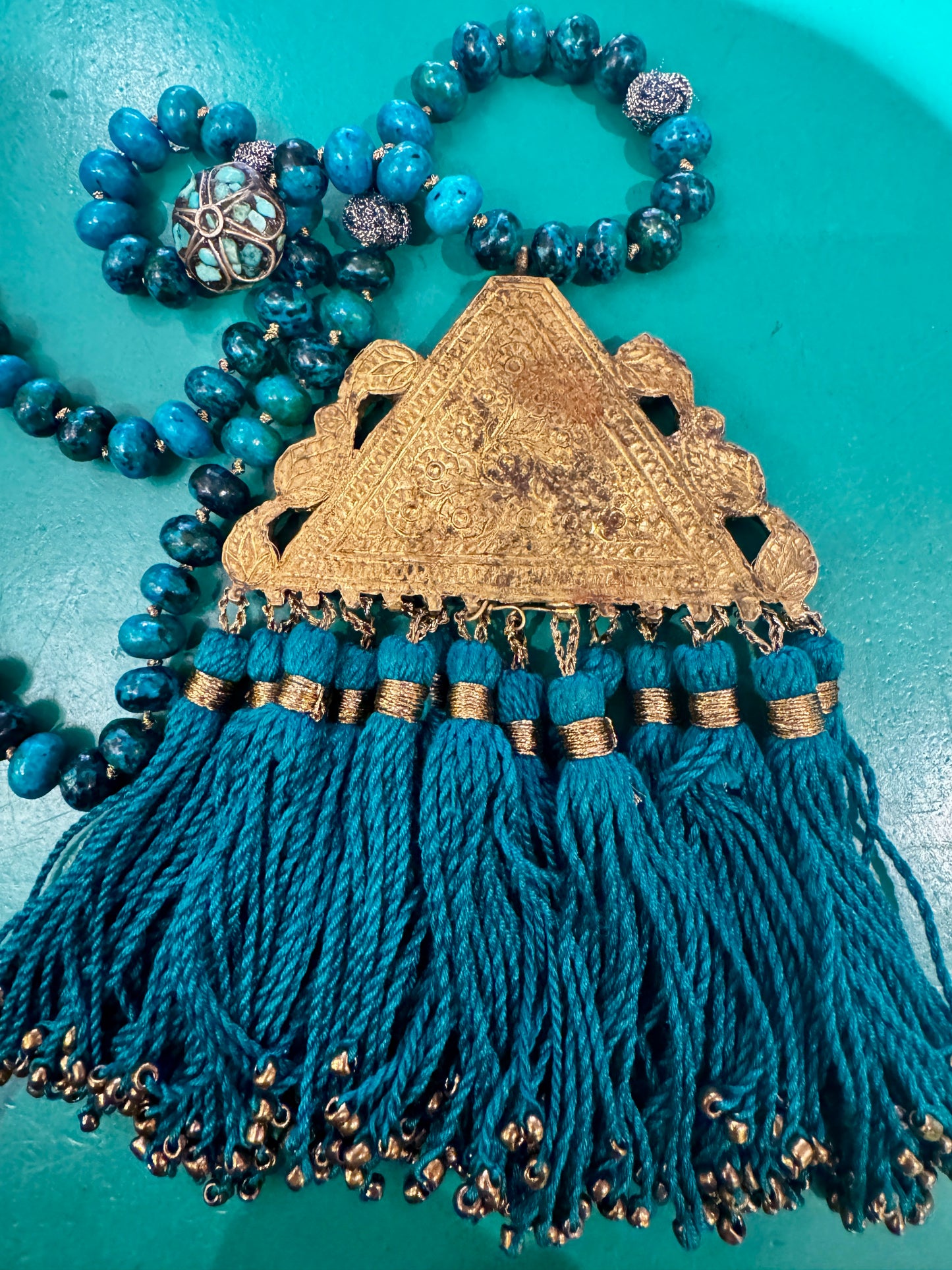 TEAL TURQ TRIANGLE TASSEL VTG MOSAIC PEND NECK