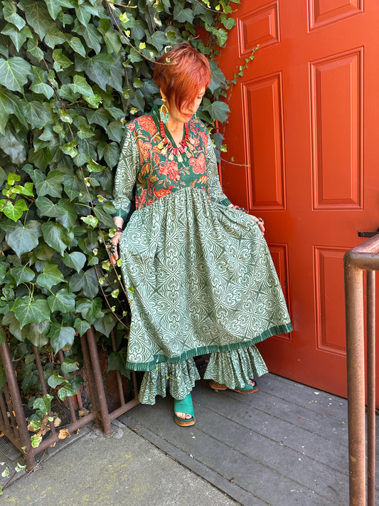 JUNGLE FLOWER TUNIC DRESS