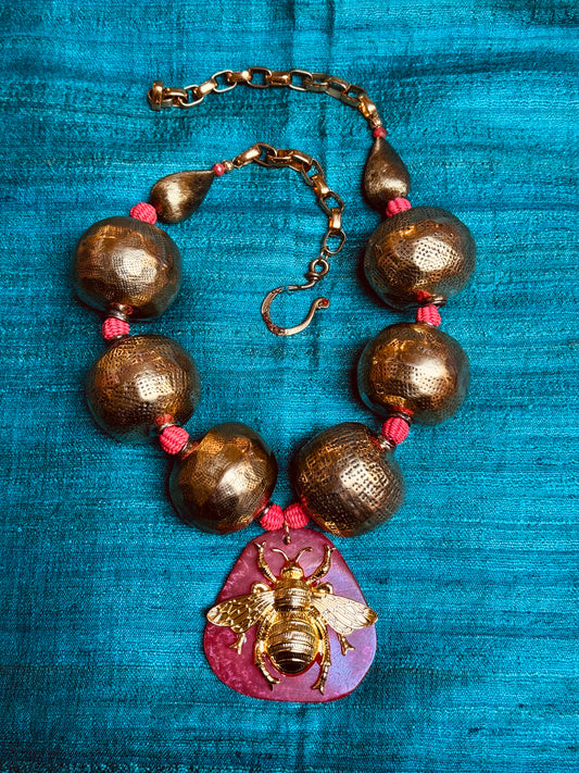 HONEY BEE HORSE HAIR JUMBO BRASS BAUBLE NECKPIECE
