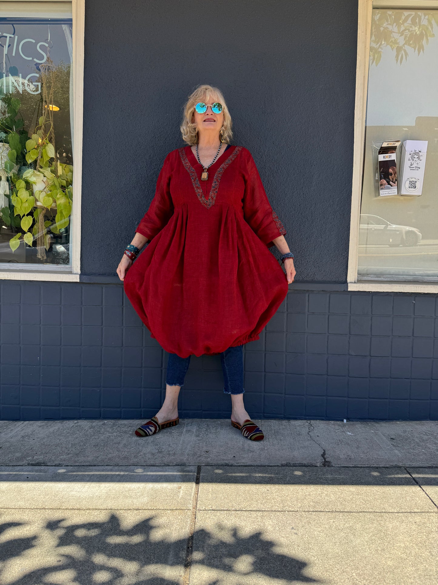 THAT DRESS RED LINEN
