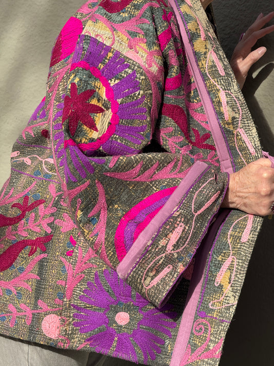 HARDLY GRAY SHABBY CHIC QUILTED KIMONO