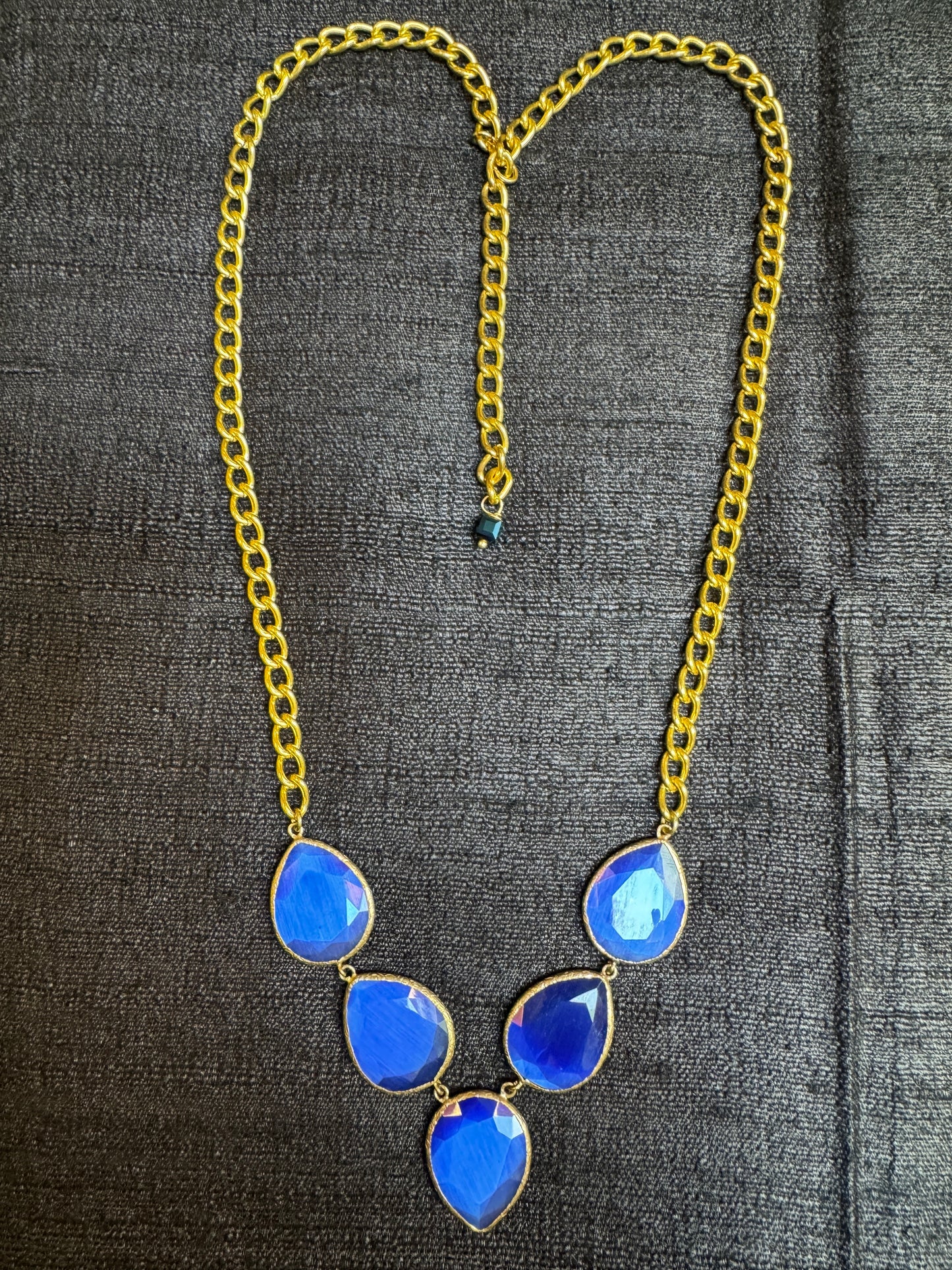 BEAUTIFUL BLUE BIJOUX