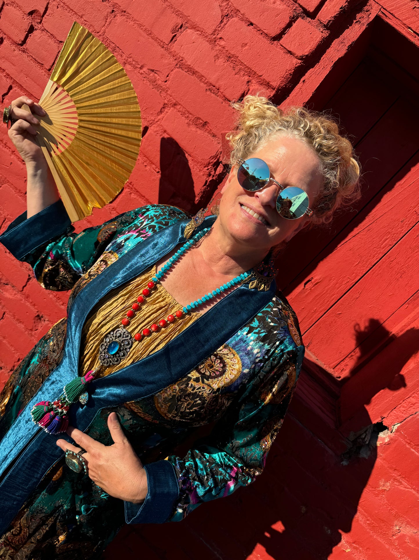 BLUE VELVET BUTTON KIMONO
