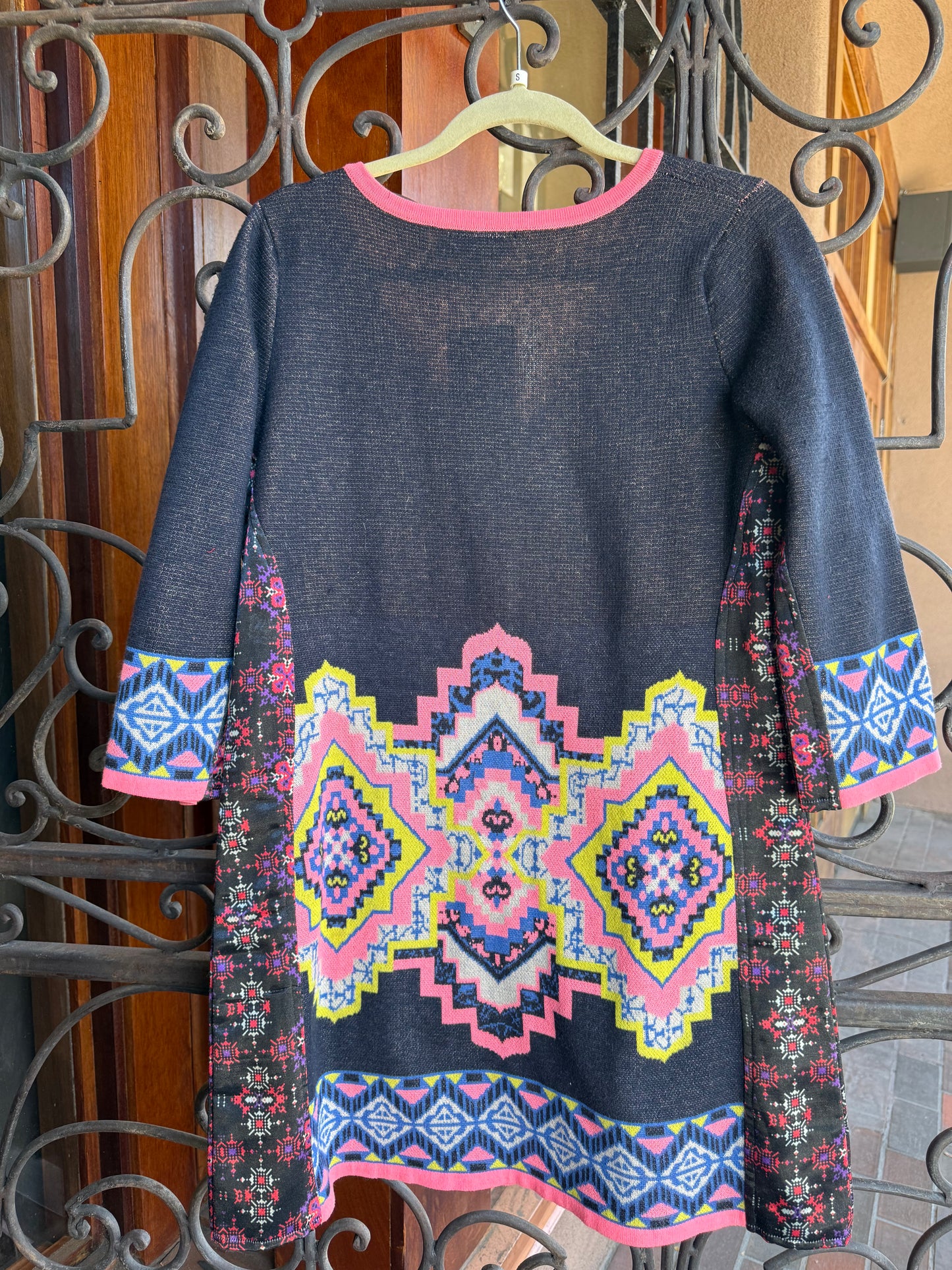 ZIP BLUE MANDALA SWEATER