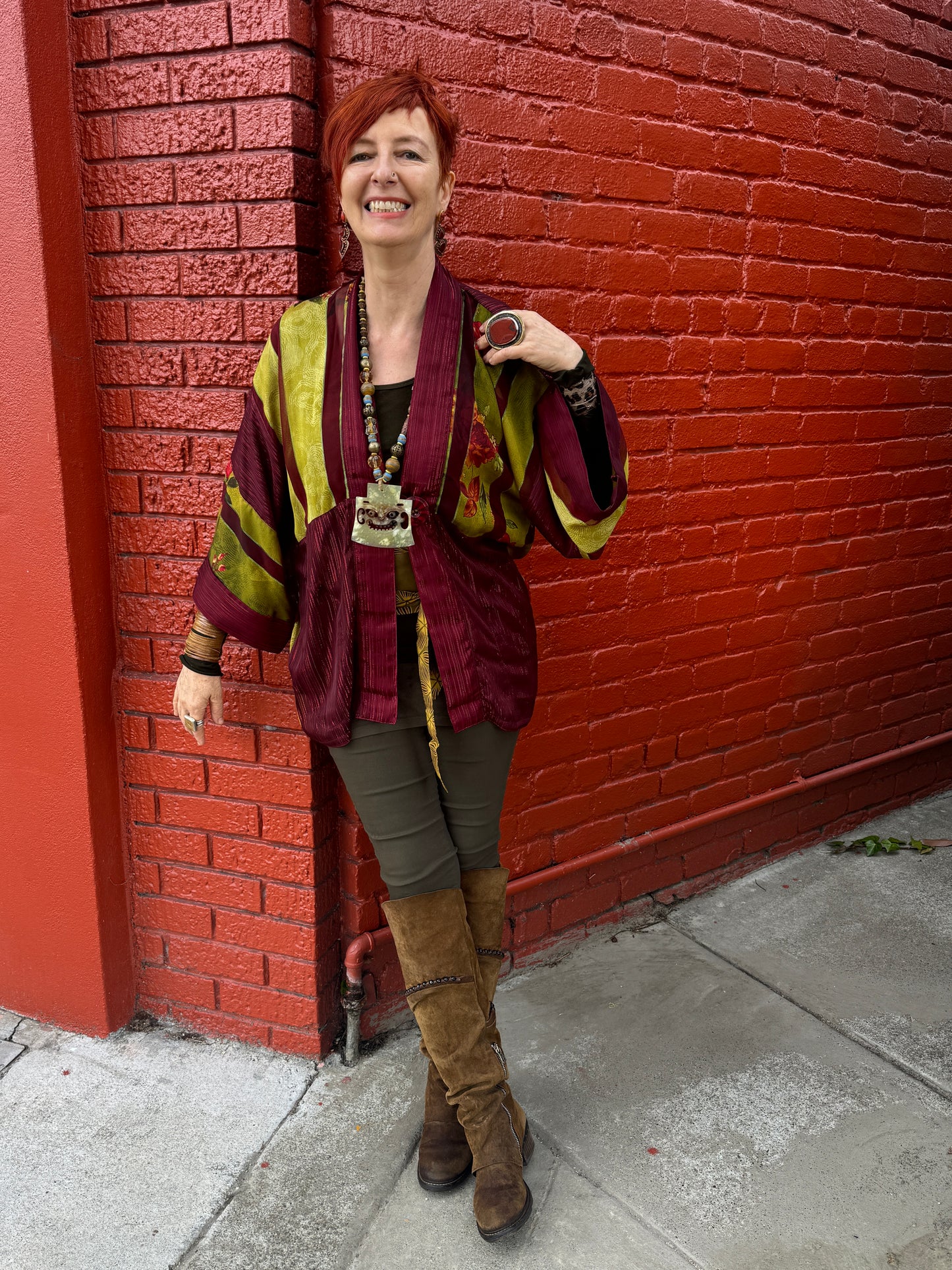 ELECTRIC LICHEN CRANBERRY SHORT KIMONOS