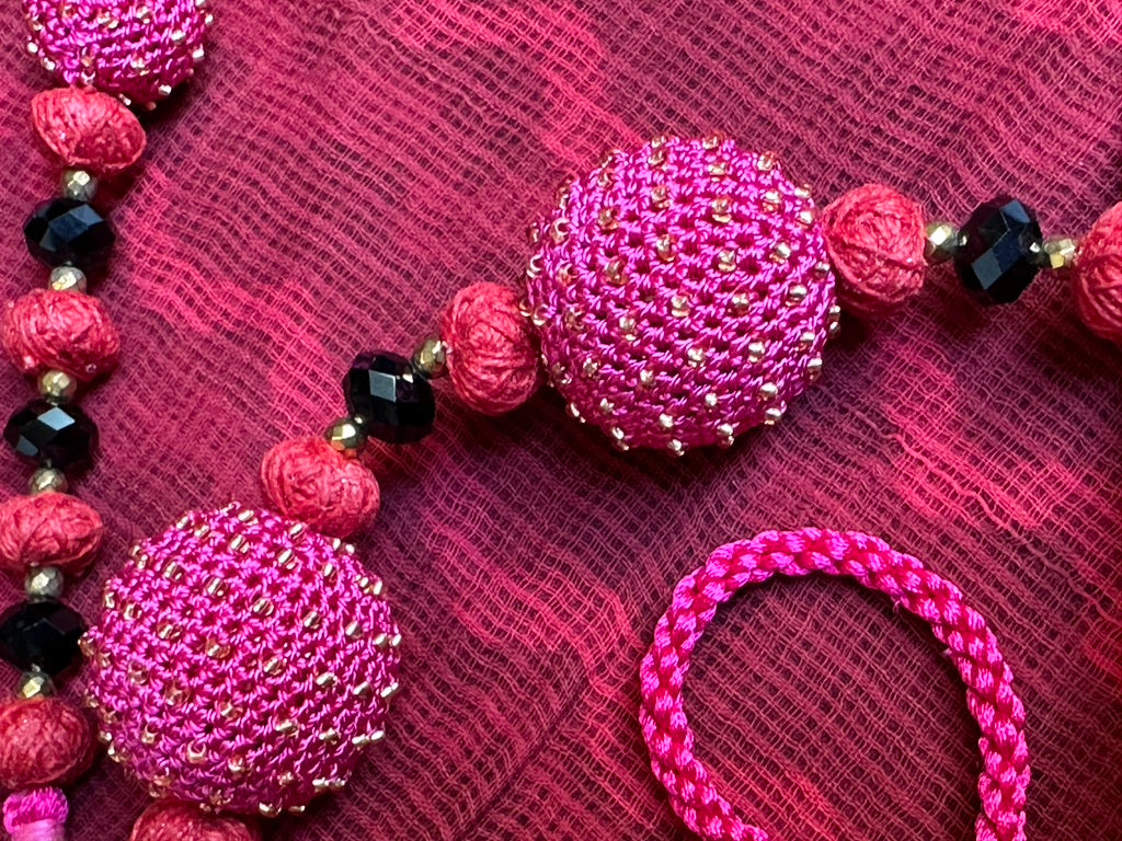 PINK PILLOW TALK NECKLACE