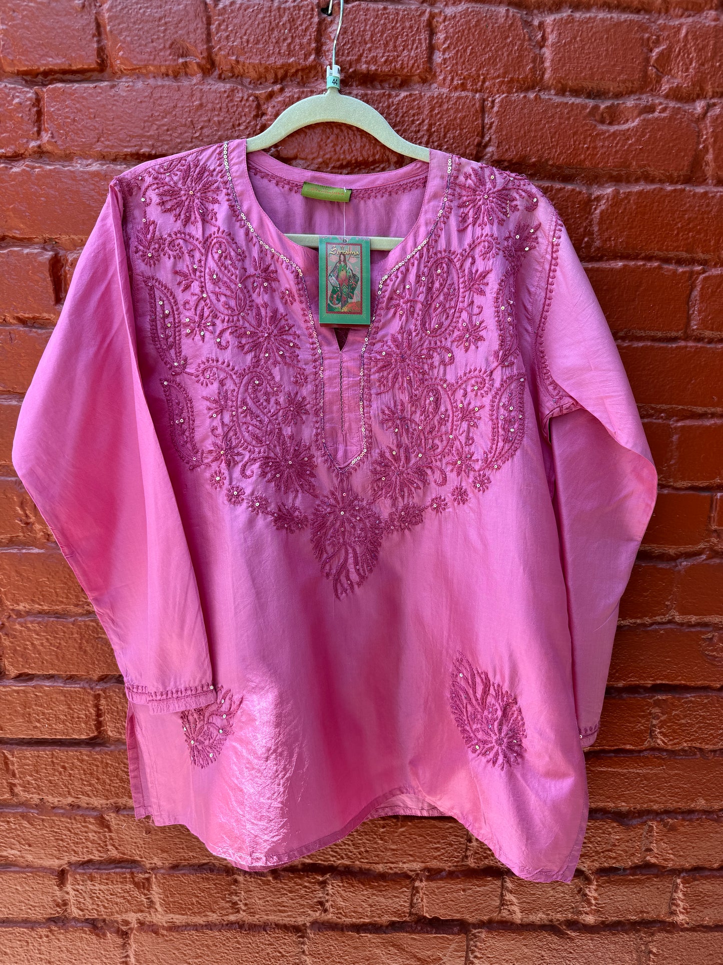 PINK AND ROLL SILK KURTI