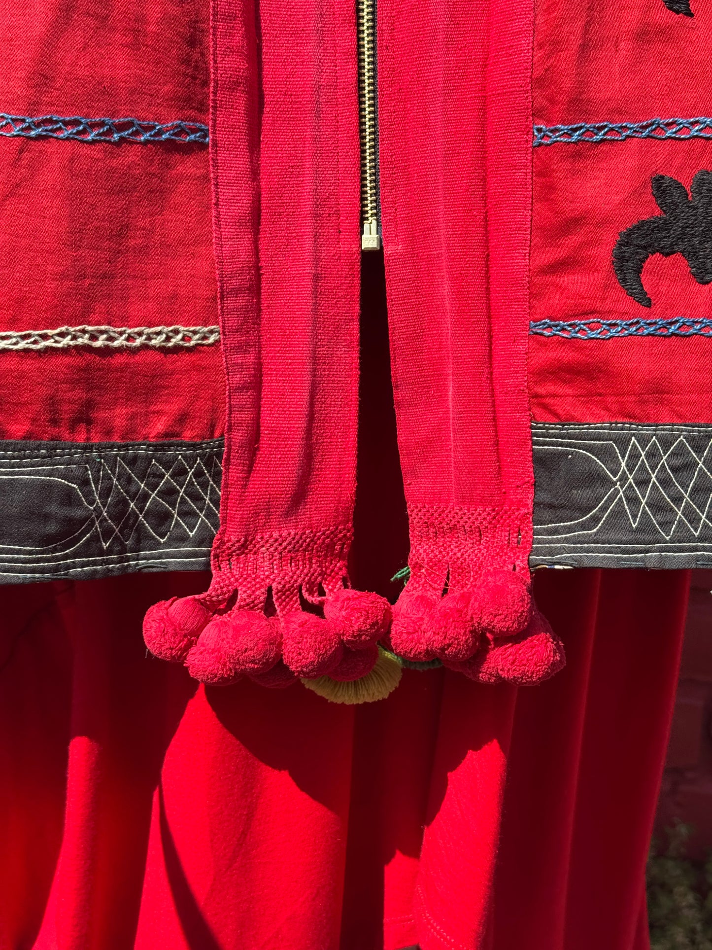 EMBROIDERED ELYSIAN EXTRAVAGANZA ZIP COAT