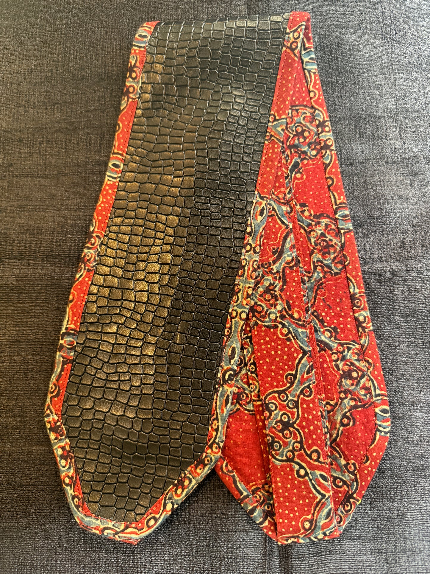 REVERSIBLE LEATHER & TEXTILE WRAP BELT: 21 COLOR STORIES