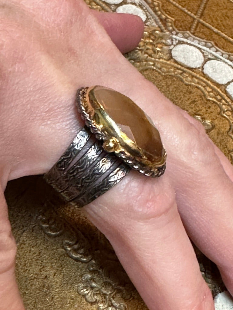 QUARTZ MAGIC MULTI-BAND RING