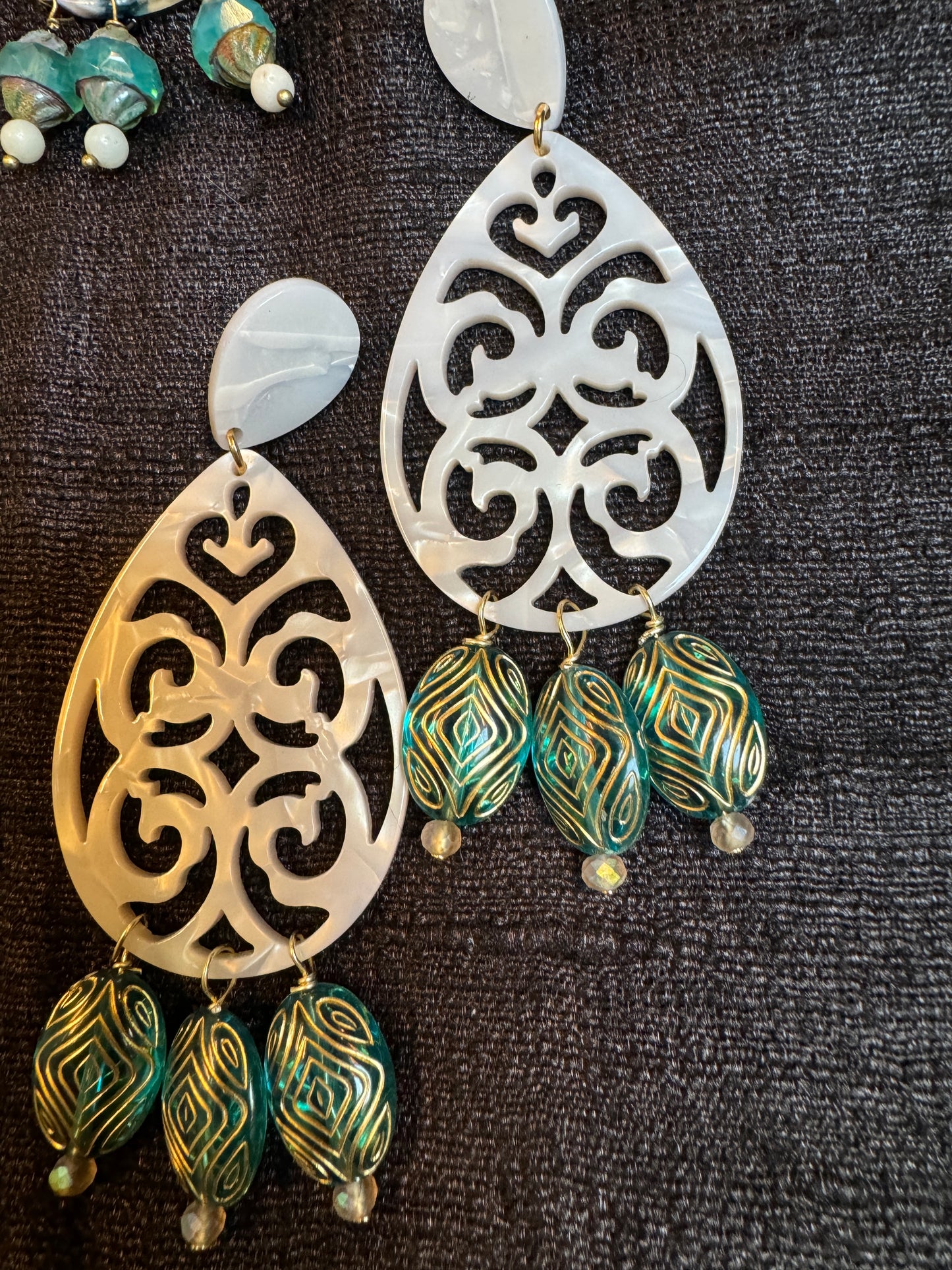 IVORY RESIN CHANDELIER EARRINGS