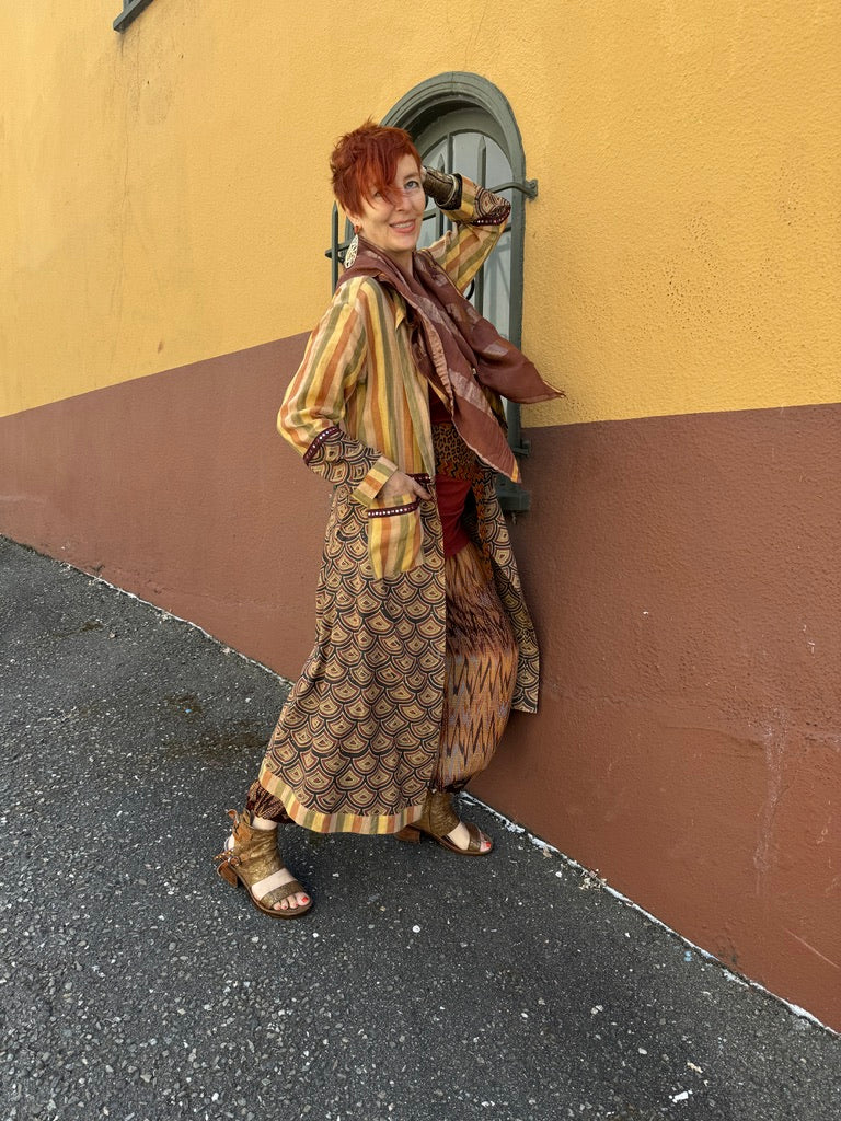 WOMAN OF WHEAT COAT DRESS