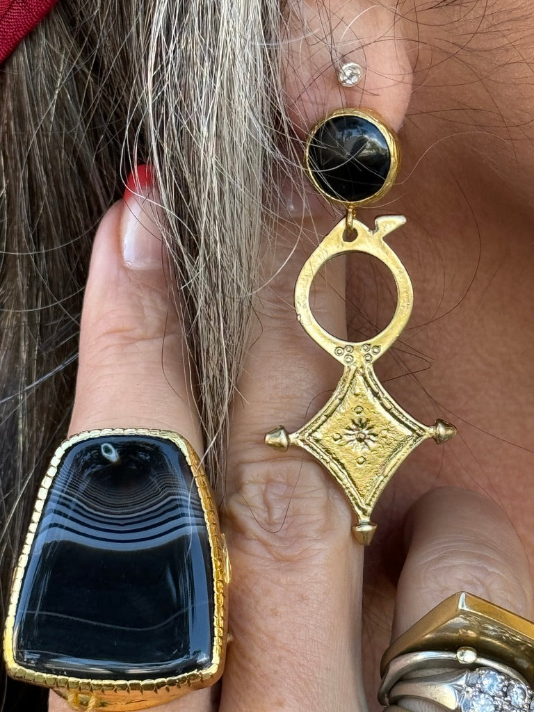 TRIBAL IN GOLD EARRINGS