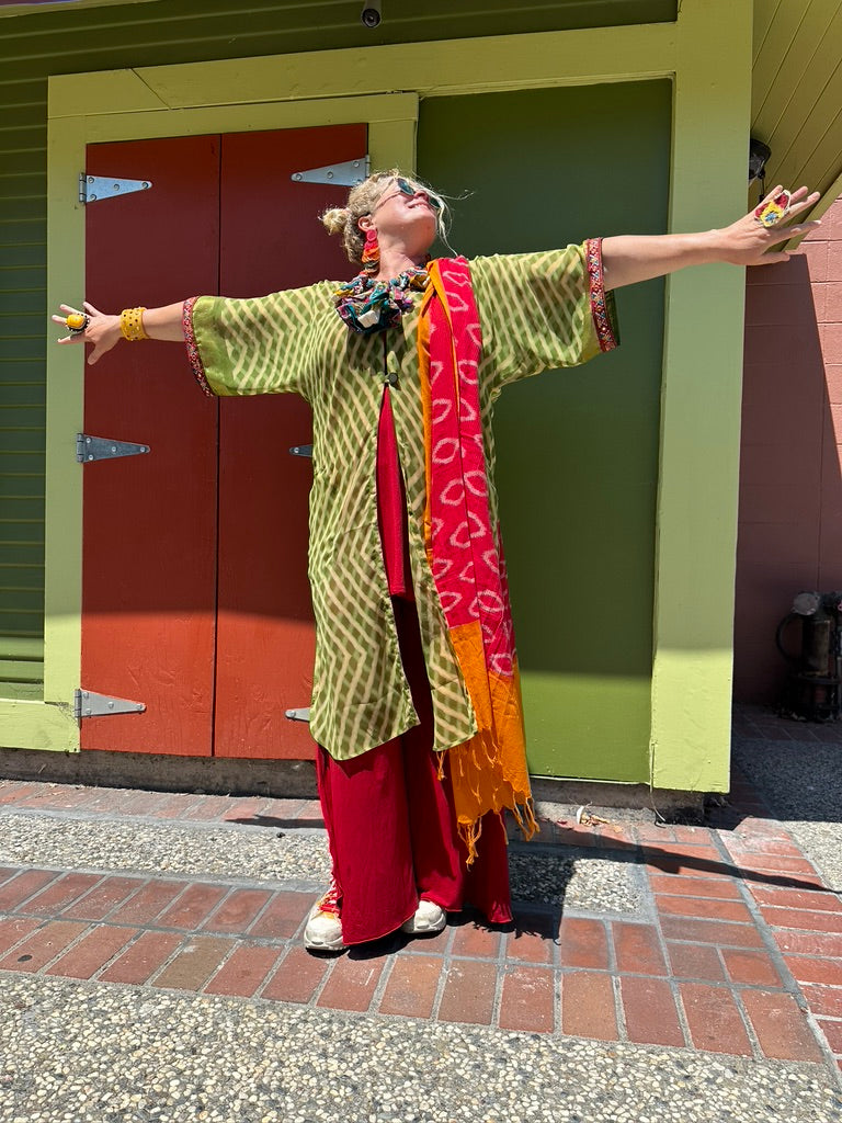 EASY BREEZY KATYA COATLET