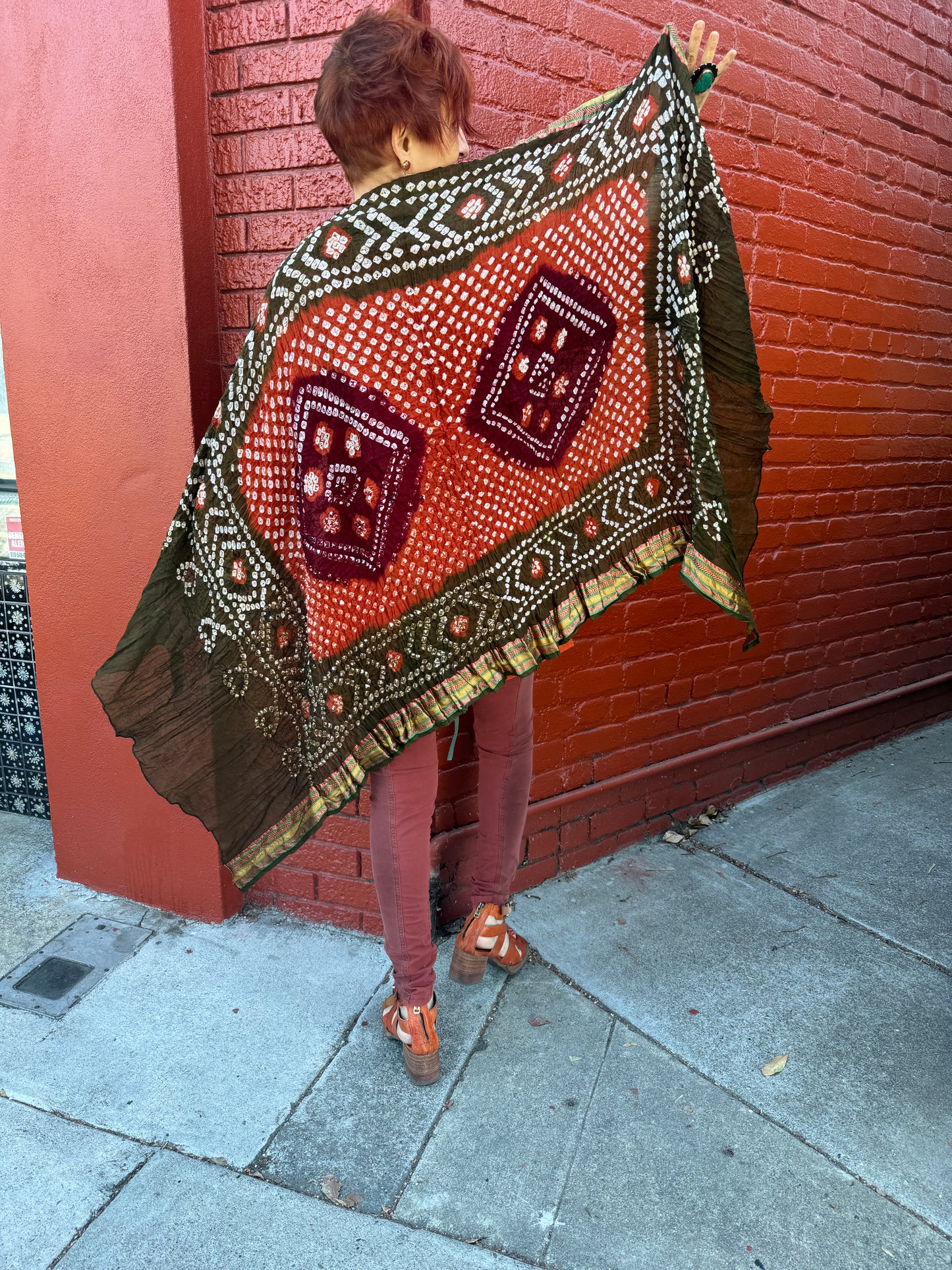 COTTON BANDHANI SHAWLS AUTUMN PALETTE