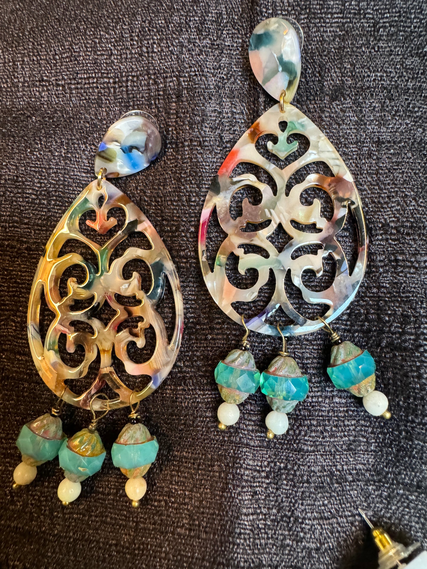IVORY RESIN CHANDELIER EARRINGS