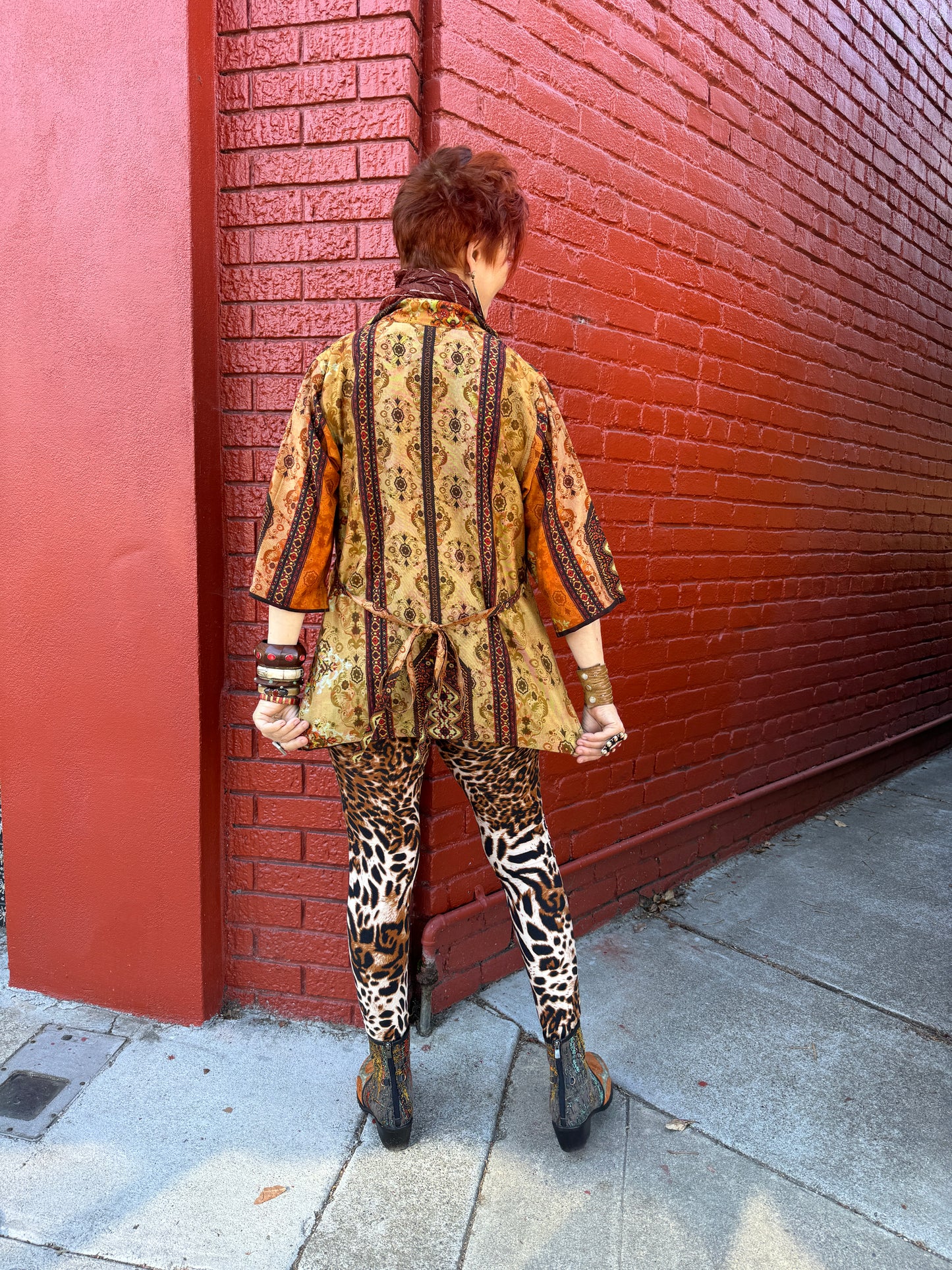 DOUBLE SIDED REVERSIBLE KIMONOS